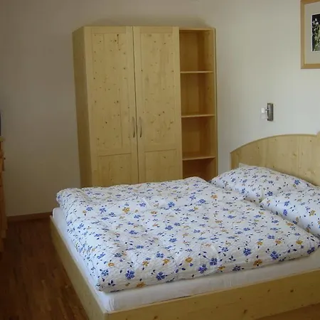 Nadlihof Apartment Flirsch